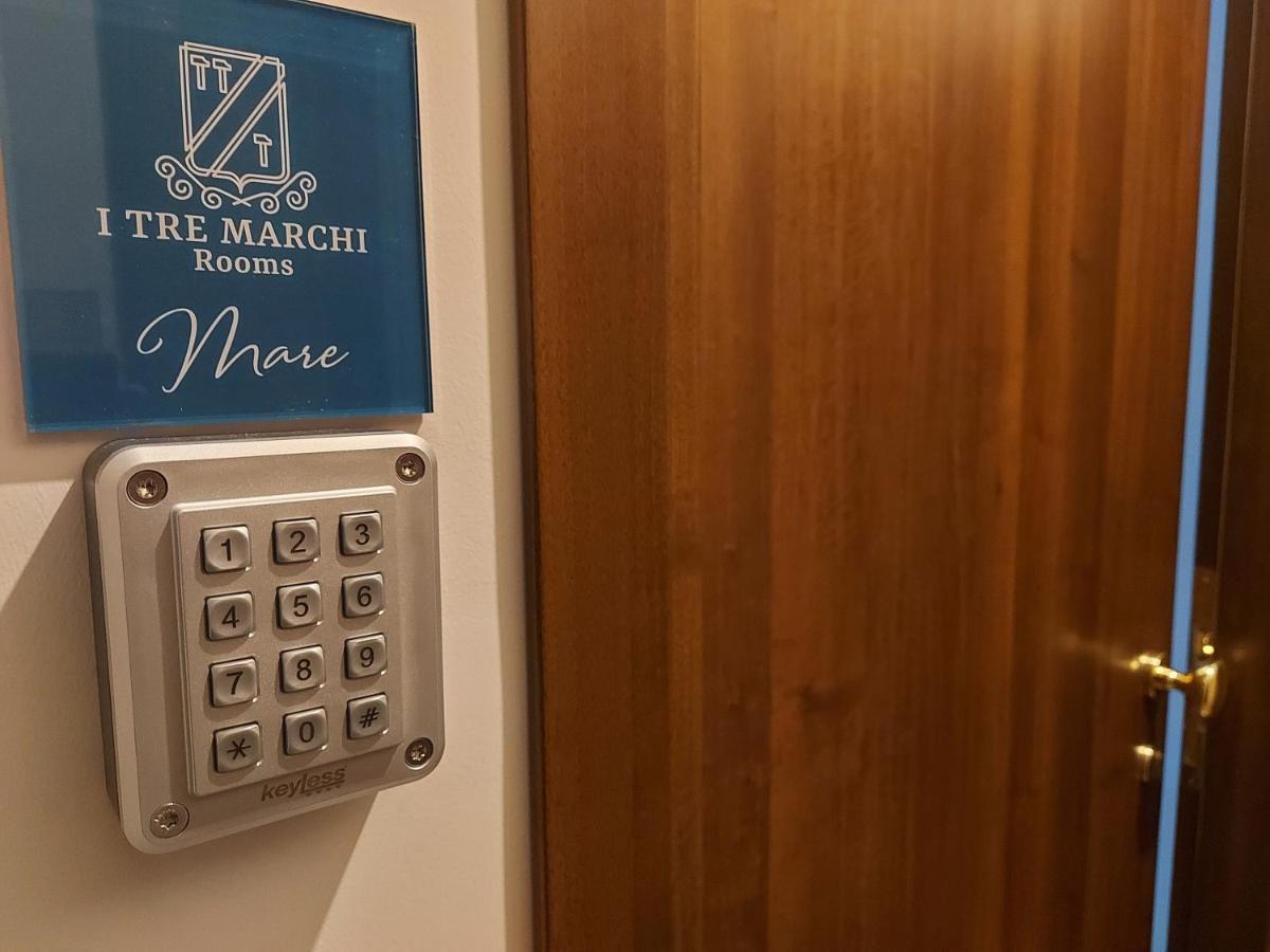 I Tre Marchi Rooms / Camera Mare แตร์โมลิ ภายนอก รูปภาพ